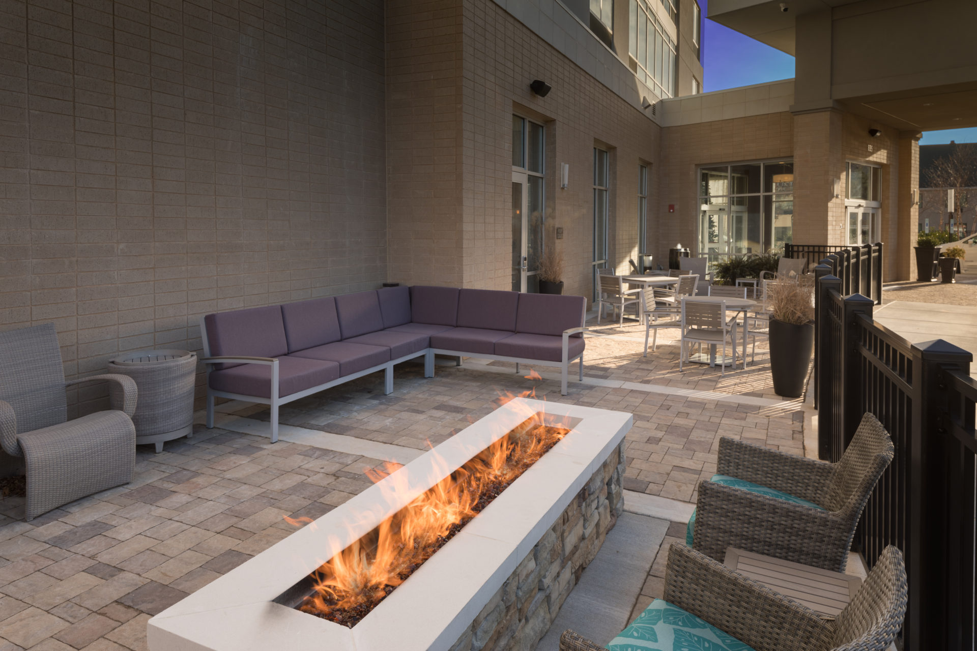 Outdoor patio and fire pit lounge at Hampton Inn & Suites — Biltmore Area